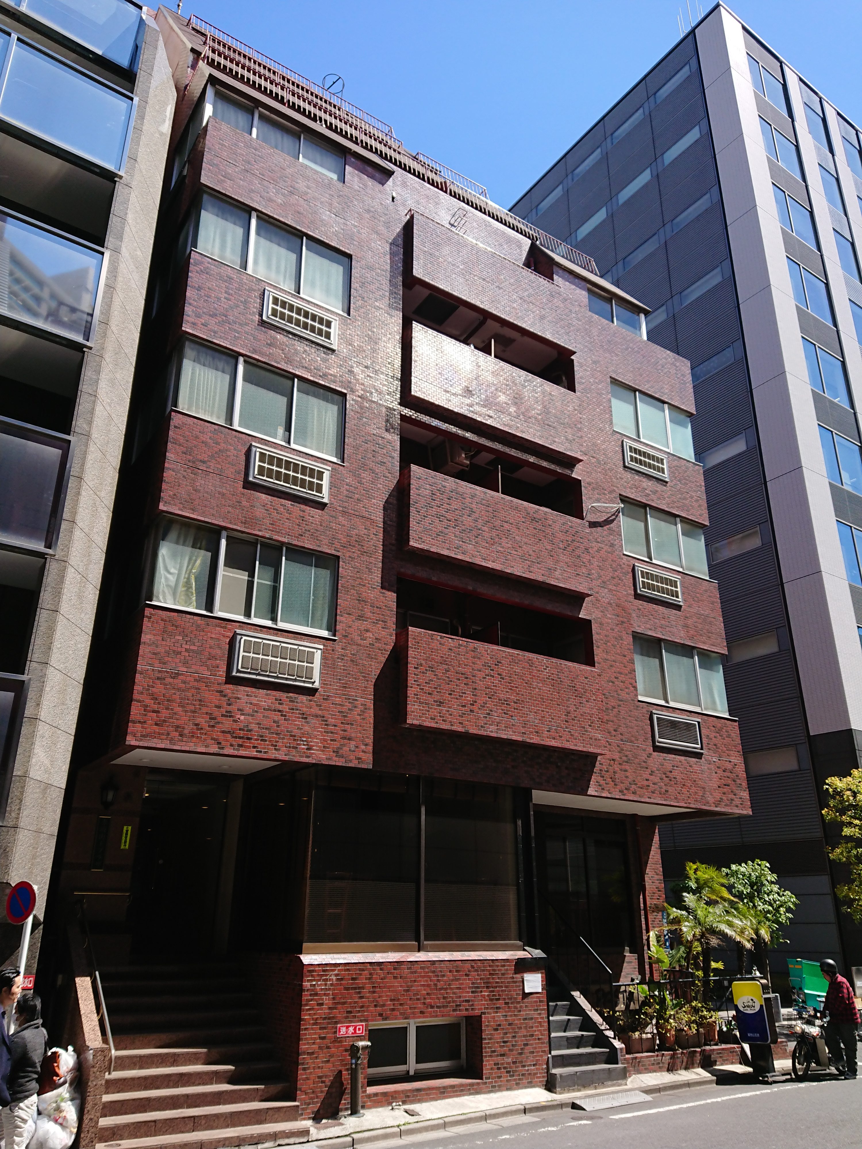 初穂マンション赤坂